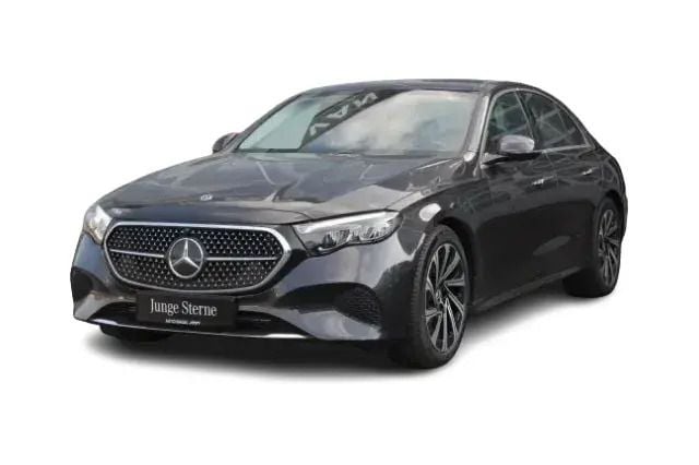 Grau Gebraucht 2023 Mercedes E200 Avantgarde Limousine | 44.989 € (Etwas zu teuer) - Bild 1/4