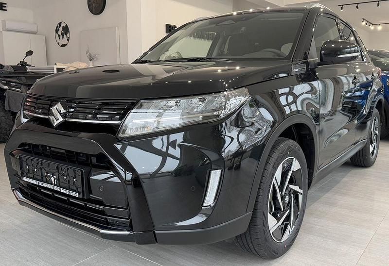 Neu Suzuki Vitara Comfort+ 110 PS (80 kW) 2025 Schwarz SUV