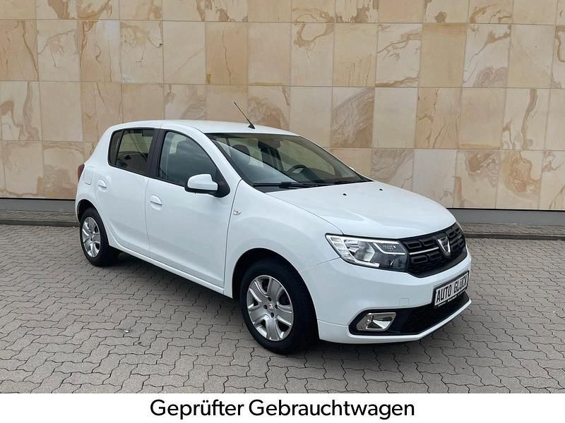 Weiß Gebraucht 2020 Dacia Sandero Comfort Kleinwagen | 9.990 € (Guter Preis) - Bild 1/4