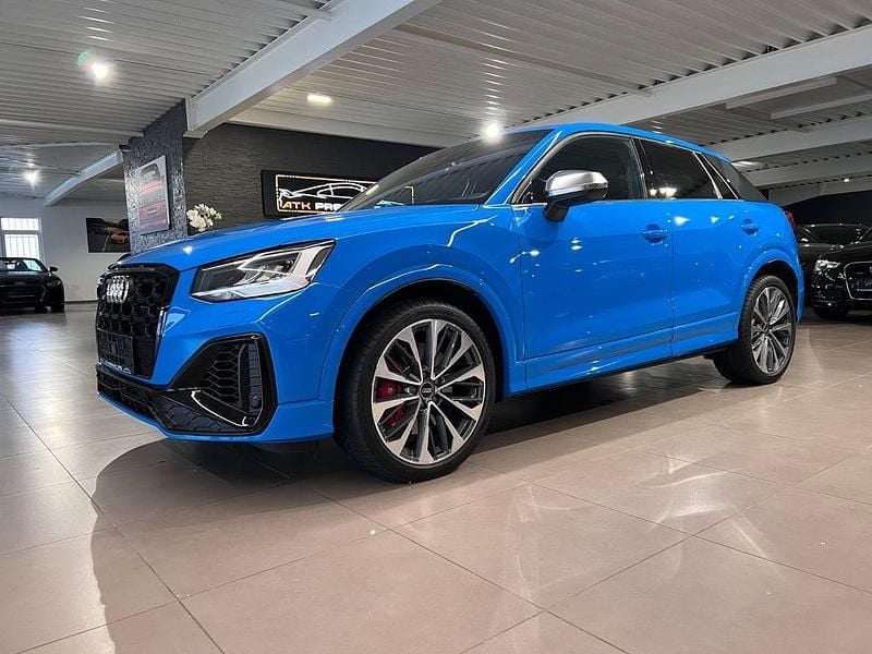 Gebraucht Audi SQ2 Sport 300 PS (220 kW) 2023 Blau SUV