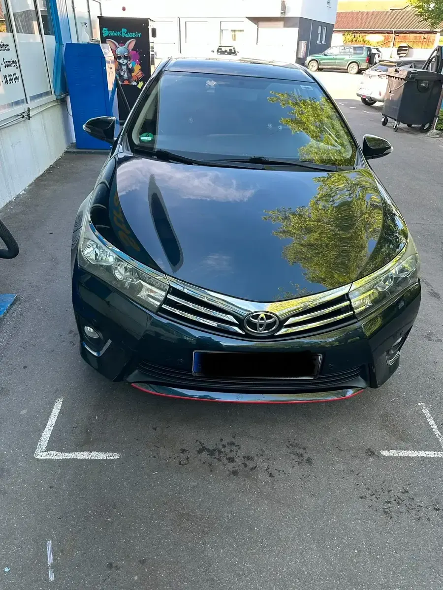 Gebraucht Toyota Corolla 132 PS (97 kW) 2014 Andere farben Limousine