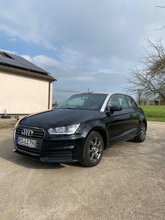 Gebraucht Audi A1 Design 95 PS (69 kW) 2016 Schwarz Kleinwagen