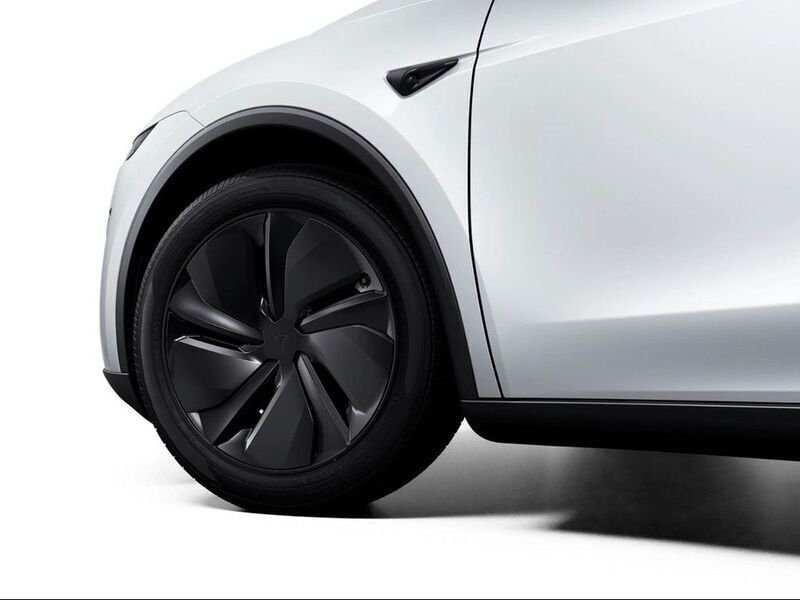 Neu Tesla Model Y RWD 250 kW (340 PS) 2025 Weiß SUV