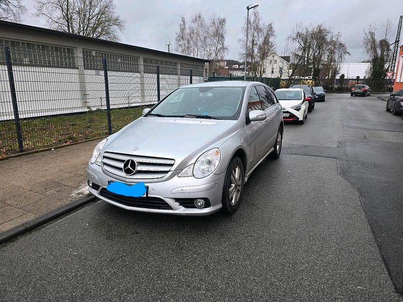 Gebraucht Mercedes R280 190 PS (139 kW) 2007 Silber Van / Kleinbus