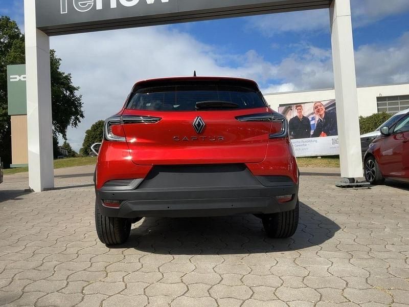 Neu Renault Captur Evolution 91 PS (66 kW) 2025 Rot SUV