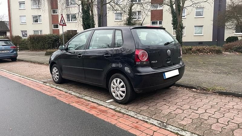 Gebraucht VW Polo 64 PS (47 kW) 2006 Schwarz Kleinwagen