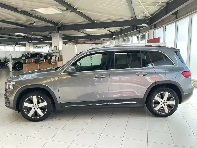 Gebraucht Mercedes GLB200 Progressive 150 PS (110 kW) 2020 Mountaingrau  met. SUV