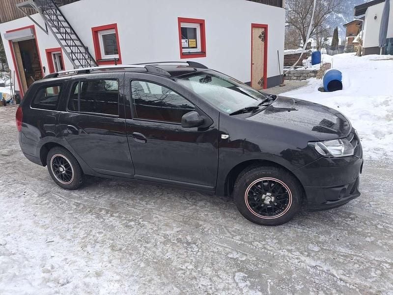 Schwarz Gebraucht 2014 Dacia Logan MCV Lauréate Kombi | 3.500 € (Guter Preis) - Bild 1/4
