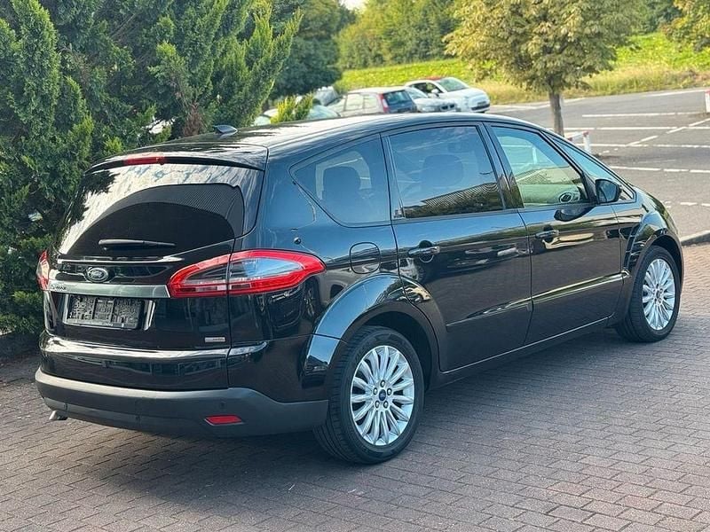 Gebraucht Ford S-MAX Trend 160 PS (117 kW) 2013 Schwarz Van / Kleinbus