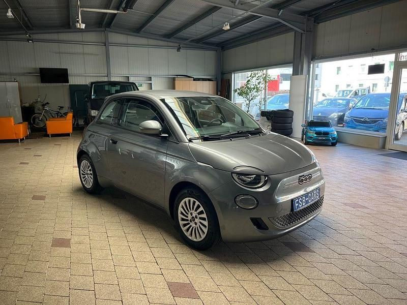Gebraucht Fiat 500e Action 69 kW (95 PS) 2023 Grau Kleinwagen