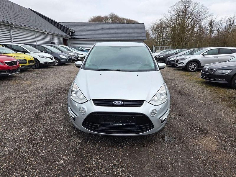 Gebraucht Ford S-MAX Trend 140 PS (102 kW) 2012 Silber Van / Kleinbus