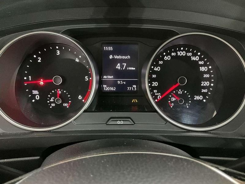 Gebraucht VW Tiguan Edition 150 PS (110 kW) 2017 Schwarz SUV