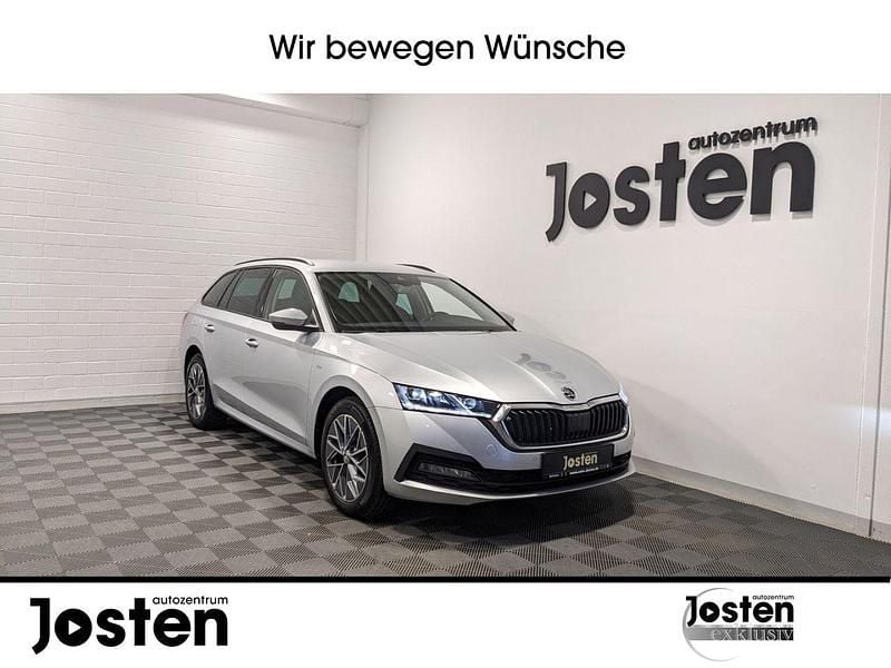 Silber (brilliantsilber metallic) Gebraucht 2023 Skoda Octavia Tour Kombi | 21.690 € (Fairer Preis) - Bild 1/4