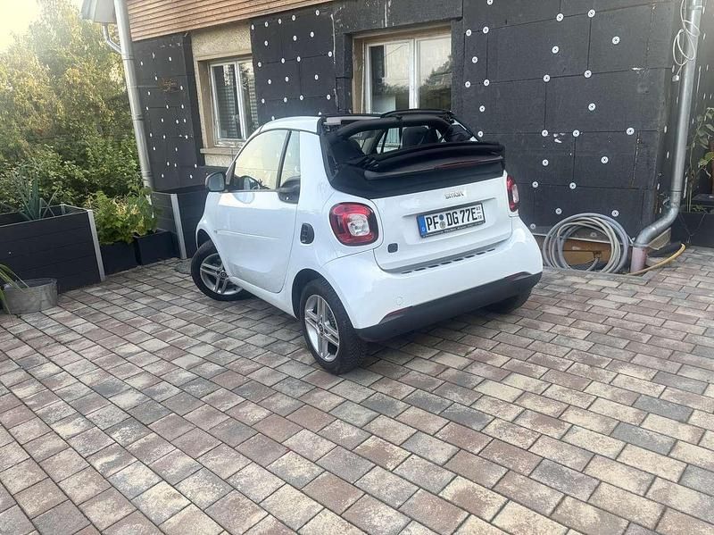 Gebraucht 2020 Smart ForTwo Electric Drive Cabrio | 10.550 € (Fairer Preis) - Bild 1/4