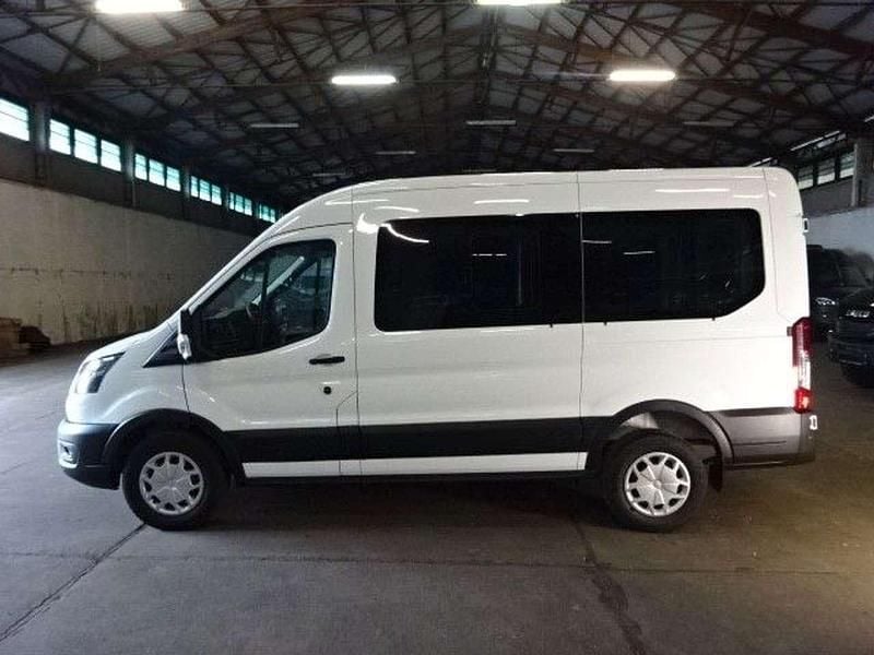 Gebraucht Ford Transit Trend 150 PS (110 kW) 2024 Weiß Kombi