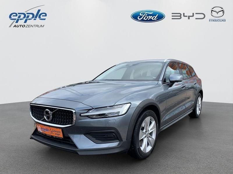 Osmium grey Gebraucht 2020 Volvo V60 CC Pro Kombi | 28.990 € (Guter Preis) - Bild 1/4