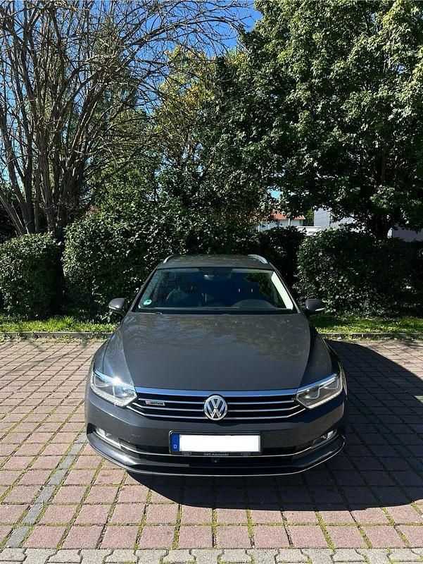 Gebraucht VW Passat 190 PS (139 kW) 2015 Grau Kombi