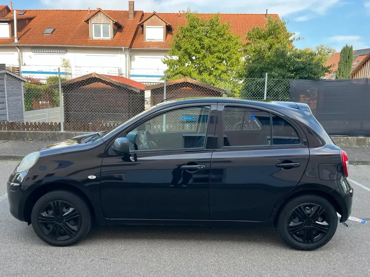 Gebraucht Nissan Micra 80 PS (58 kW) 2013 Schwarz Kleinwagen