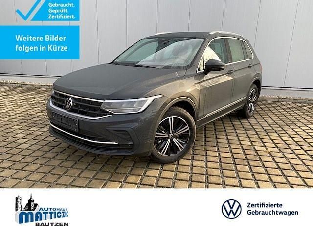 Grau Gebraucht 2023 VW Tiguan Move SUV | 28.789 € (Fairer Preis) - Bild 1/4