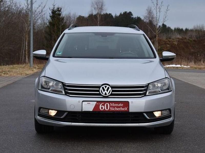 Gebraucht VW Passat Comfortline 140 PS (102 kW) 2011 Silber Kombi