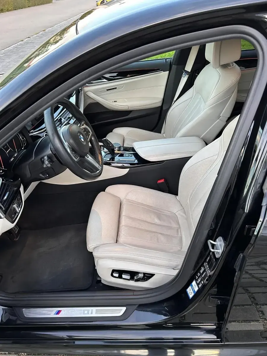 Gebraucht BMW M550 462 PS (339 kW) 2018 Schwarz Limousine