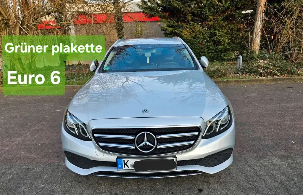 Second-hand Mercedes E200 160 CP (117 kW) 2019 Negru Break