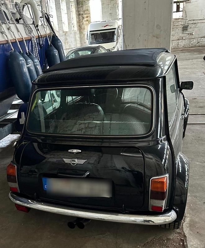 Second-hand Mini Cooper 63 CP (46 kW) 1998 Negru Hatchback