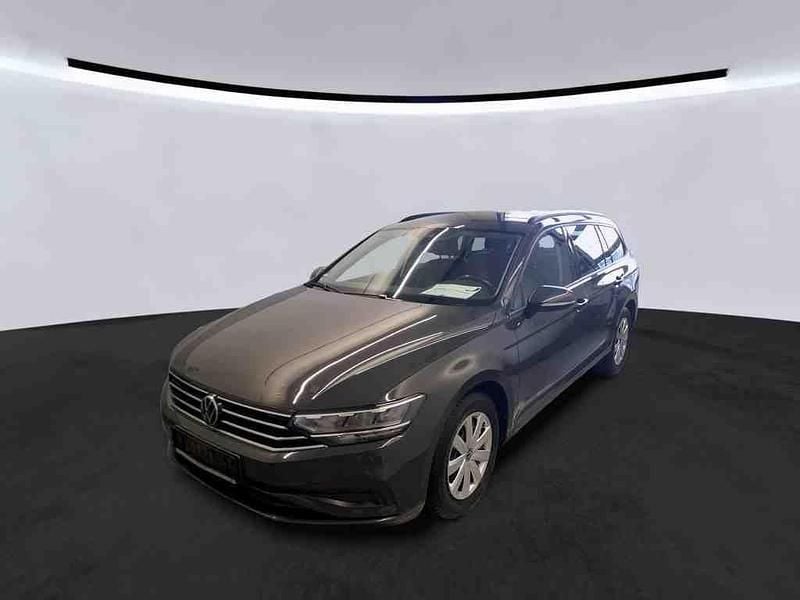 Grau Gebraucht 2020 VW Passat Conceptline Limousine | 14.530 € (Superpreis) - Bild 1/4