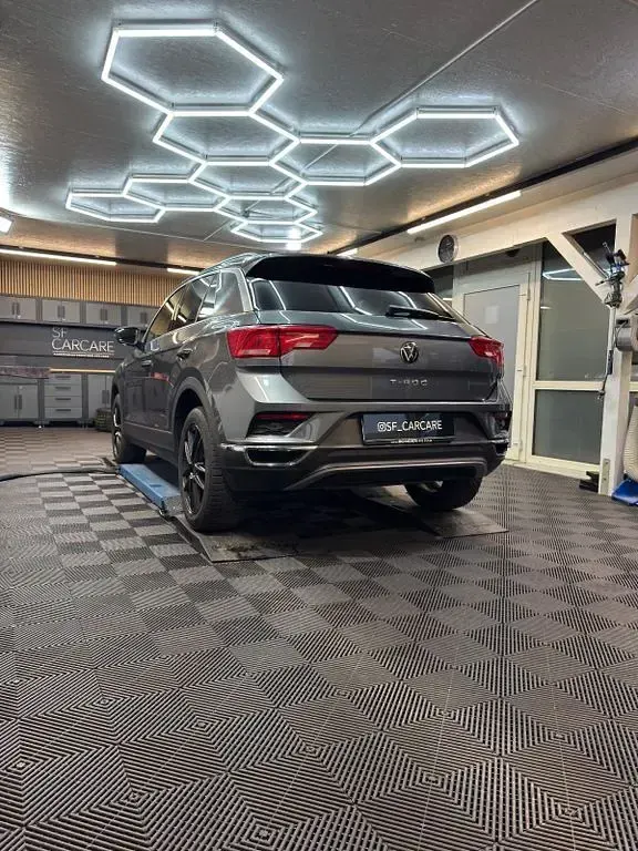 Gebraucht VW T-Roc Style 150 PS (110 kW) 2021 Grau SUV