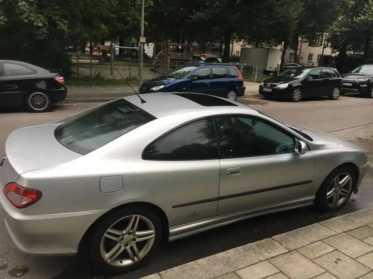 Gebraucht Peugeot 406 Coupe 136 PS (100 kW) 2001 Silber Coupé