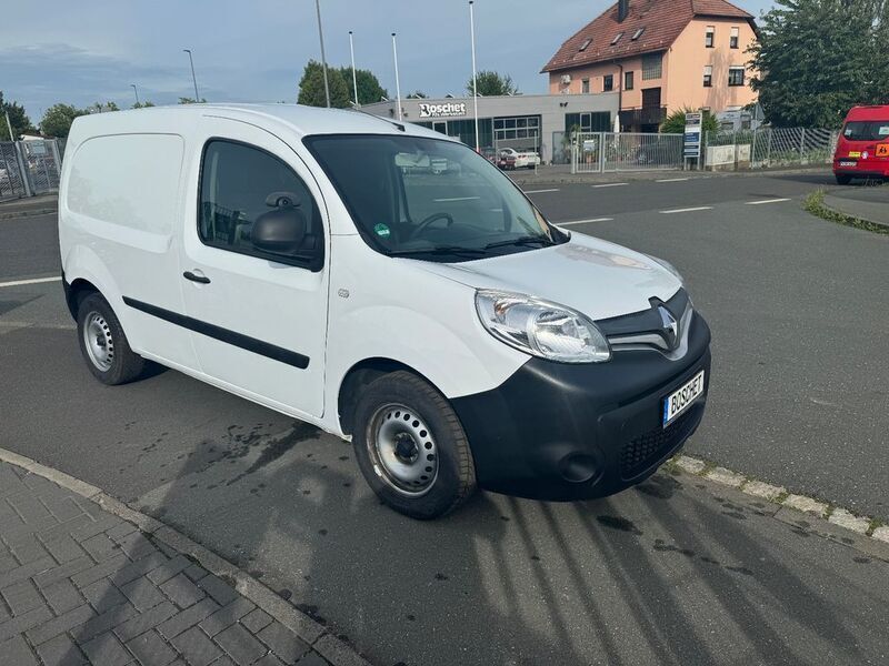 Mineral weiss Gebraucht 2017 Renault Kangoo Basis Van / Kleinbus | 8.300 € (Etwas zu teuer) - Bild 1/4