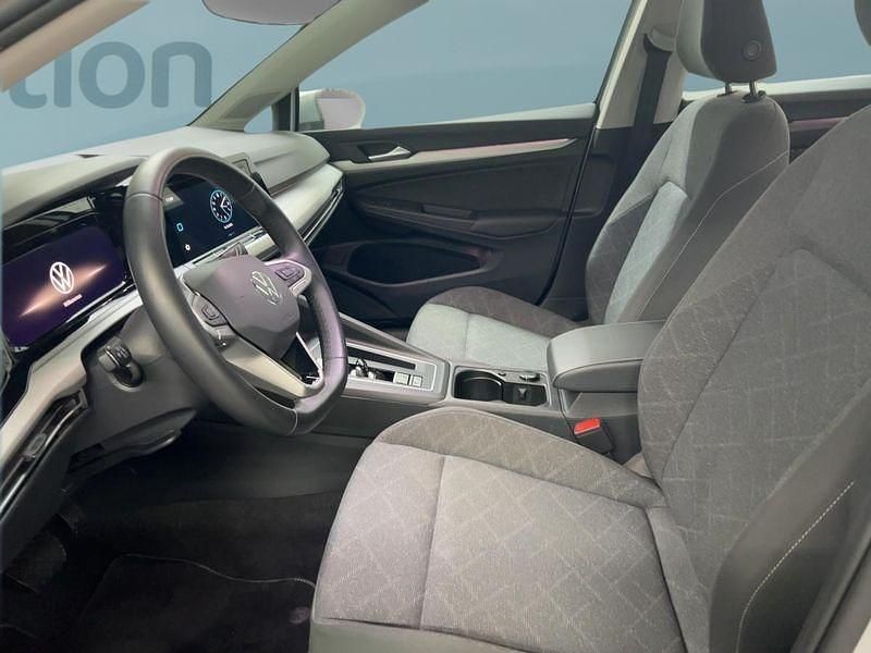 Gebraucht VW Golf VIII 150 PS (110 kW) 2023 Silber Kombi