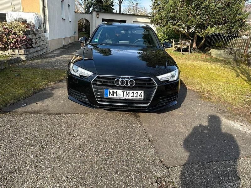 Gebraucht Audi A4 Ambiente 190 PS (139 kW) 2016 Schwarz Kombi