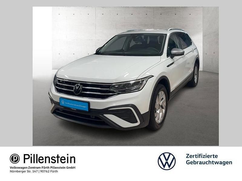Pure white Gebraucht 2024 VW Tiguan Allspace Life SUV | 32.911 € (Superpreis) - Bild 1/2