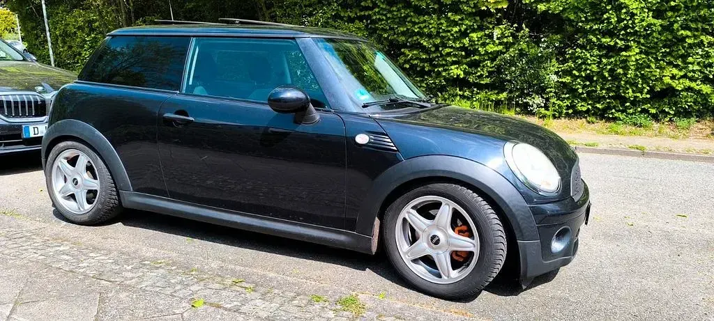 Usata Mini Cooper D 109 CV (80 kW) 2008 Nero Utilitaria