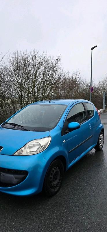 Gebraucht Peugeot 107 68 PS (50 kW) 2006 Blau Kleinwagen