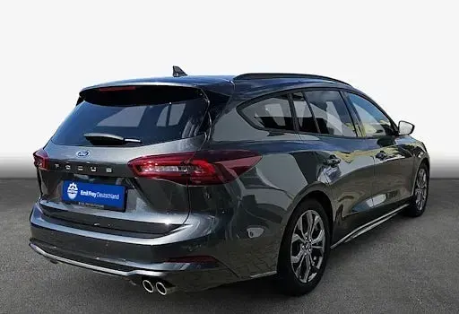 Gebraucht Ford Focus ST-Line X 155 PS (114 kW) 2024 Magnetic metallic Kombi