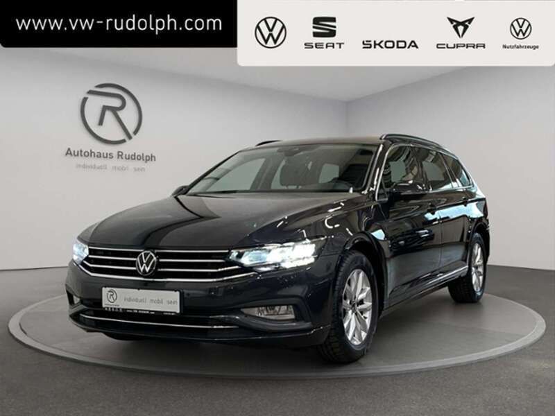 Grau Gebraucht 2023 VW Passat Business Kombi | 24.390 € (Guter Preis) - Bild 1/4