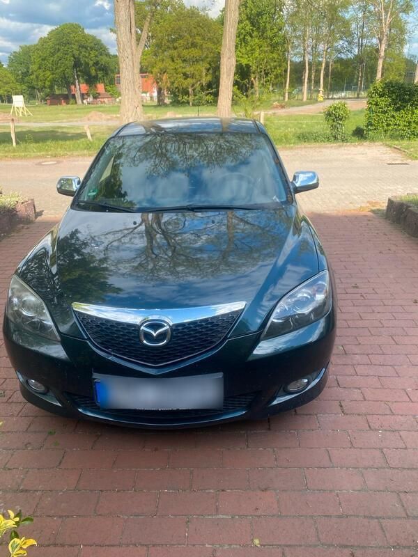 Grün Gebraucht 2004 Mazda 3 Kleinwagen | 650 € (Superpreis) - Bild 1/4