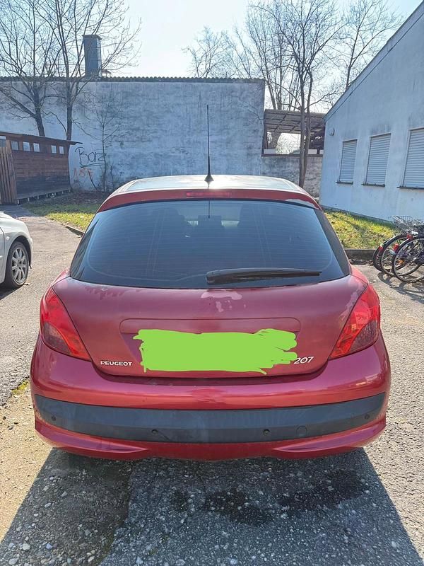 Gebraucht Peugeot 107 54 PS (39 kW) 2007 Rot Kleinwagen
