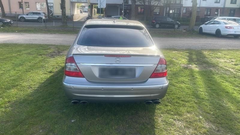 Gebraucht Mercedes E350 AMG 272 PS (200 kW) 2006 Silber Limousine