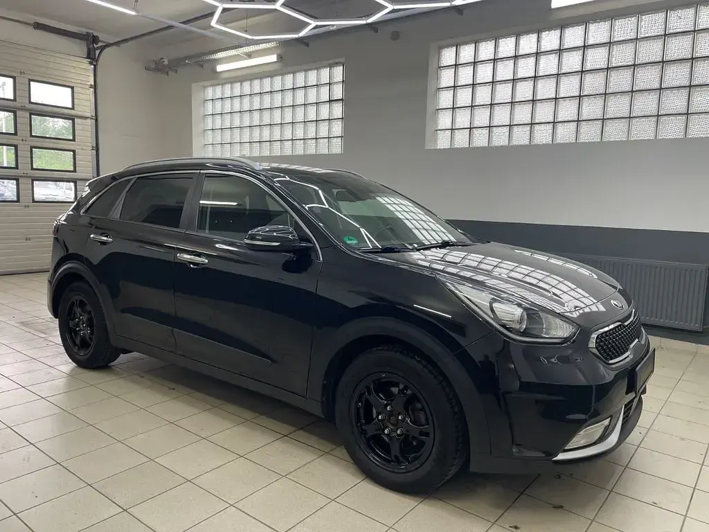 Gebraucht Kia Niro Vision 105 PS (77 kW) 2019 Schwarz SUV