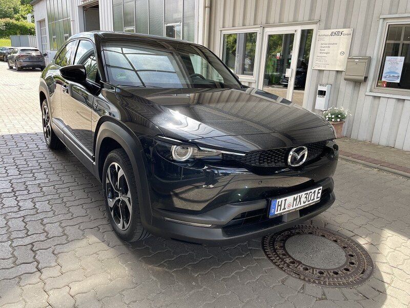 Gebraucht Mazda MX30 Ad'Vantage 170 PS (125 kW) 2024 Schwarz SUV
