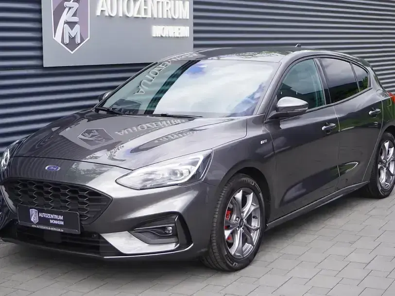 Gebraucht Ford Focus ST-Line X 150 PS (110 kW) 2021 Magneticgrau metallic Limousine