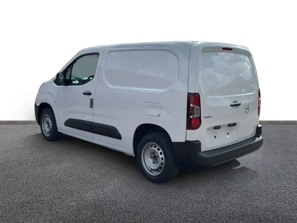 Neu Opel Combo 102 PS (75 kW) 2026 Lackierung weiss icy/typ ausse Van / Kleinbus
