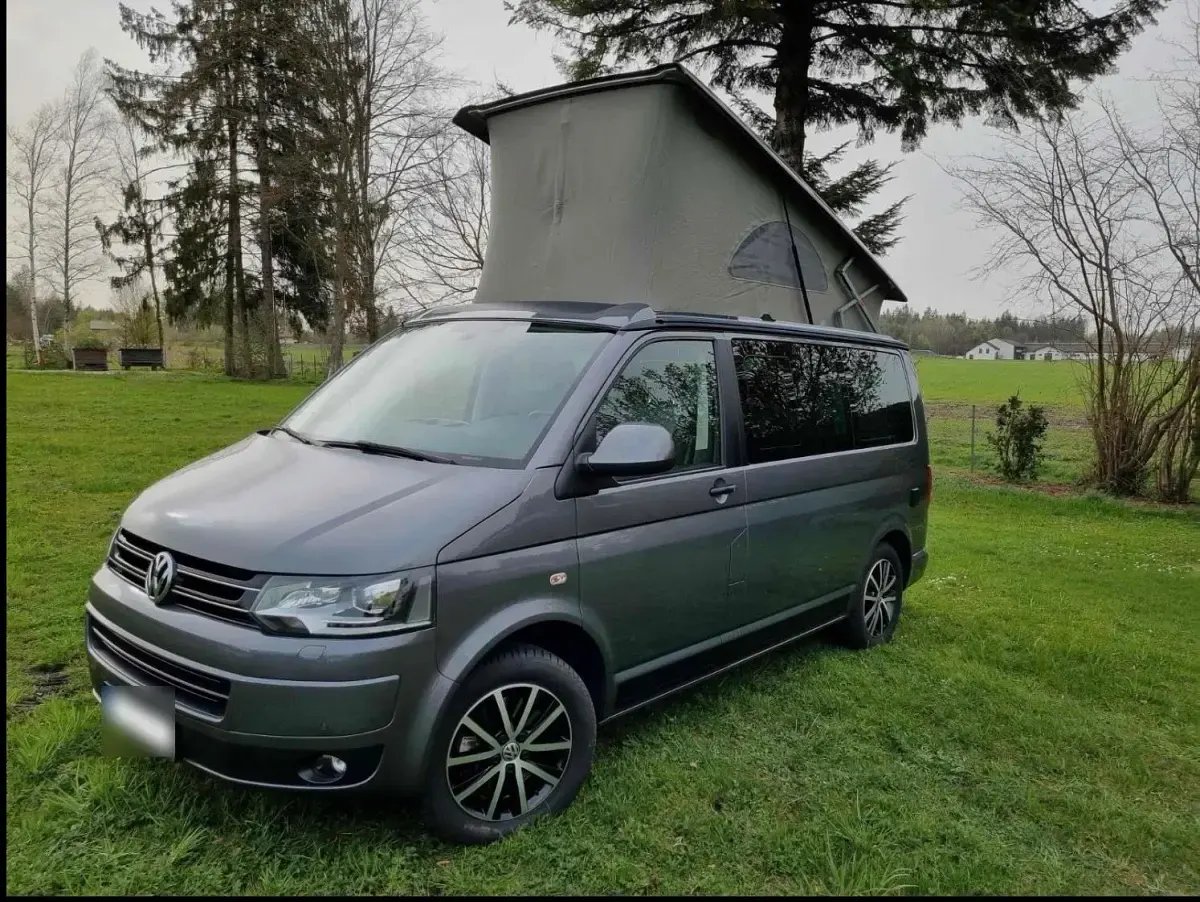 Gebraucht VW T5 Beach 179 PS (131 kW) 2014 Grau Van