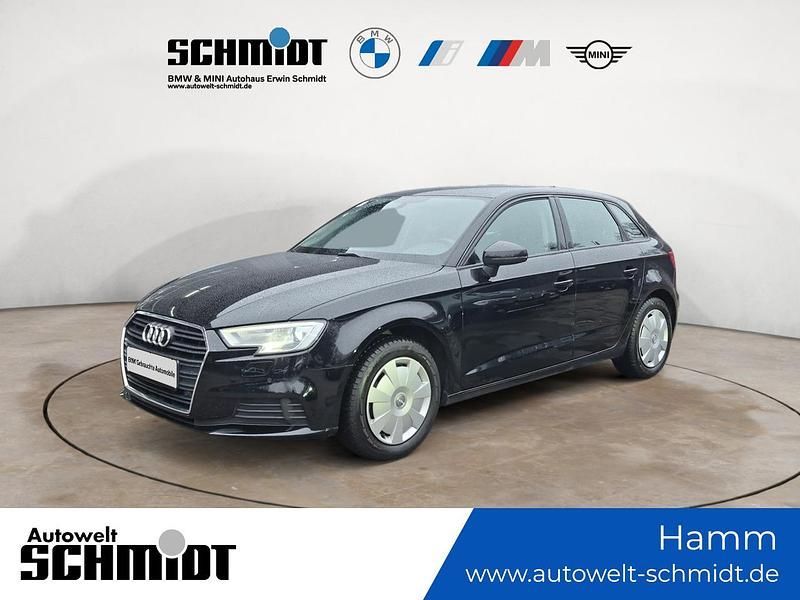 Gebraucht Audi A3 Design 116 PS (85 kW) 2018 Brillantschwarz uni Limousine