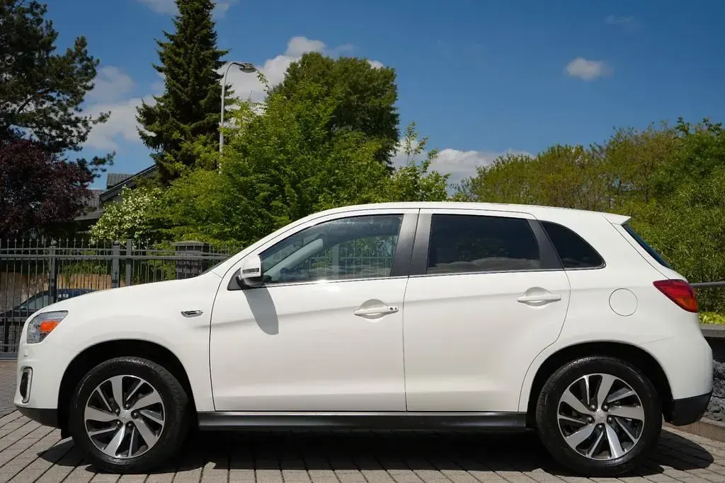 Gebraucht Mitsubishi ASX Comfort Edition 117 PS (86 kW) 2014 Weiß SUV