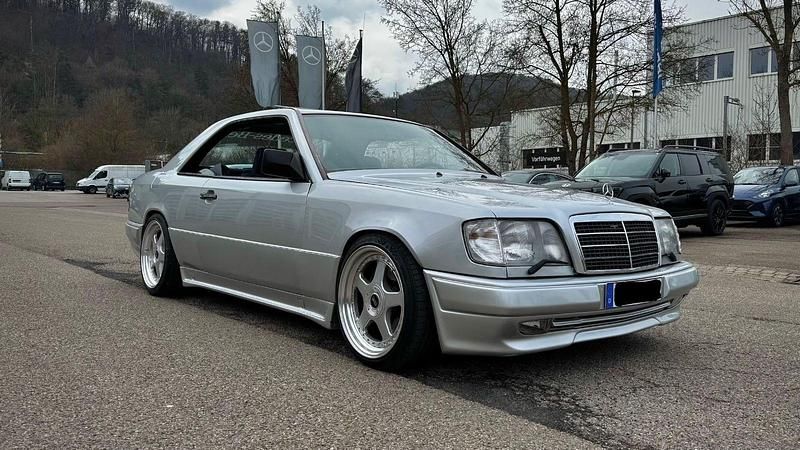Gebraucht Mercedes E320 AMG 220 PS (161 kW) 1994 Silber Coupé