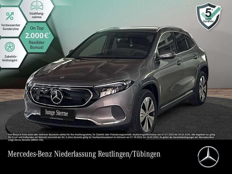Grau Gebraucht 2023 Mercedes EQA250 Advanced SUV | 32.890 € (Guter Preis) - Bild 1/3